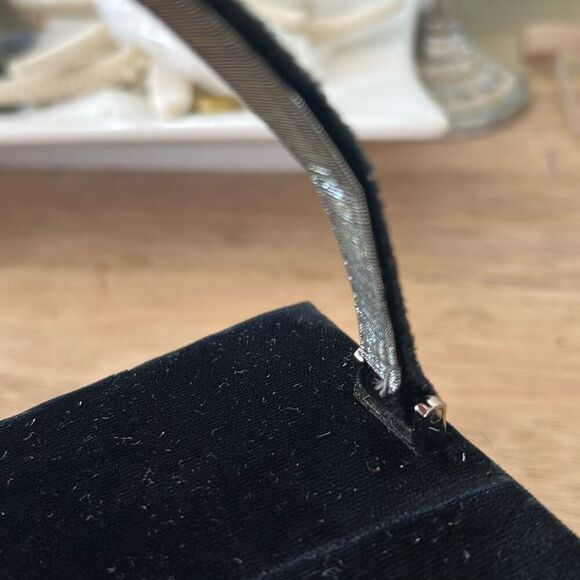 Vintage Toledano 80s large clutch purse. Floral. - Picture 7 of 9